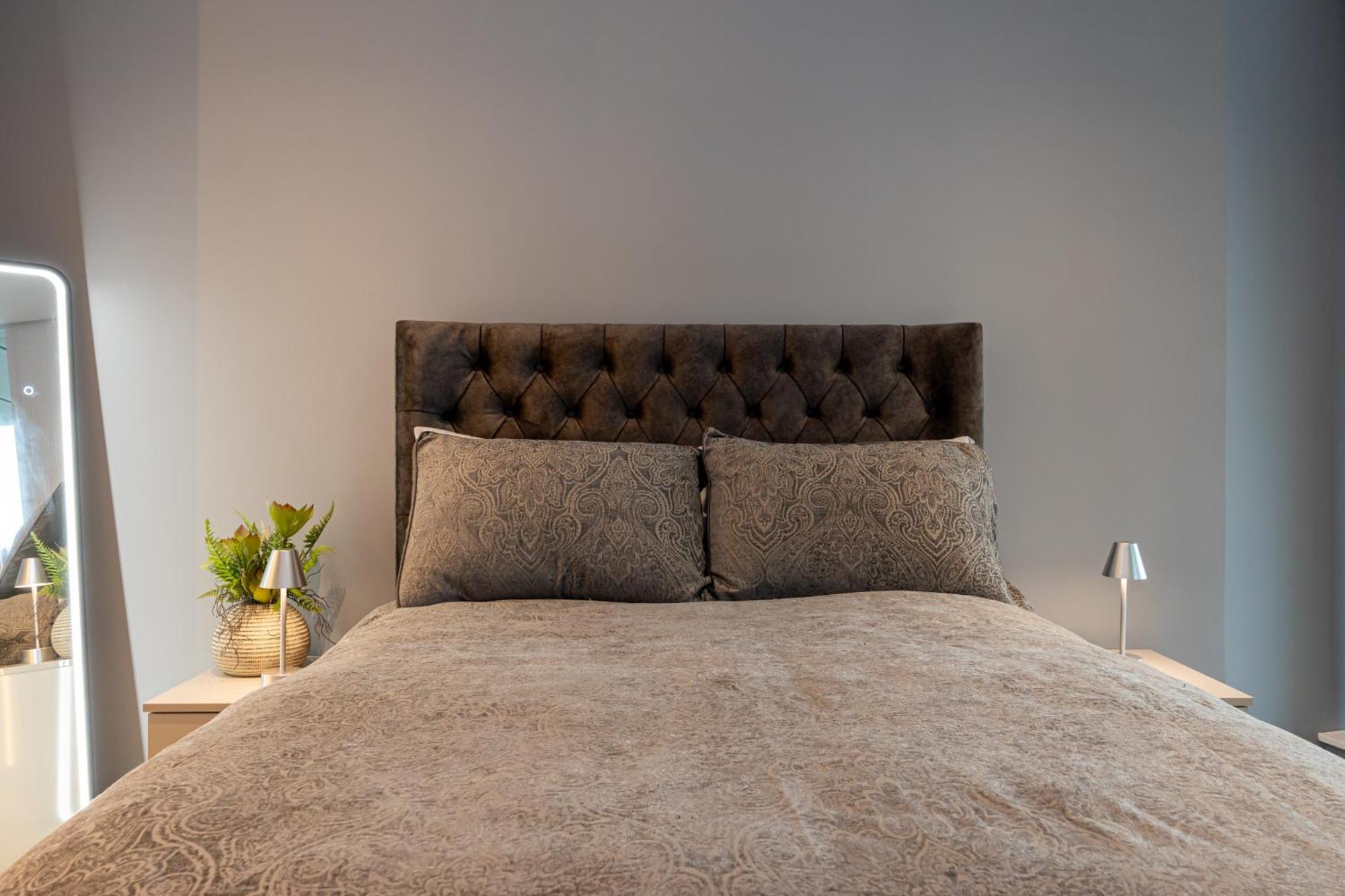 City Centre Luxury Apartment In Deansgate Манчестър Екстериор снимка